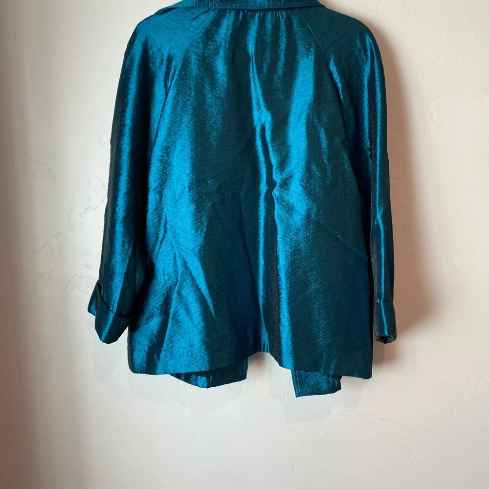Chico's Teal Blazer Coat Lightweight Relaxed Fit Shiny Size 1/M Classic Workwear - Picture 5 of 5